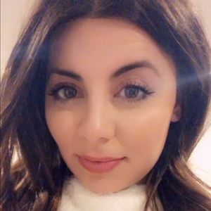 Meet your Posher, Lily